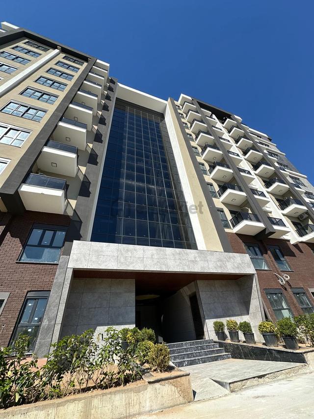 Antalya Havalimanı Karşısı Agora Avm Dibi Sitede Havuzlu Lüx 1+0 Satılık Daire 2