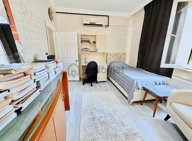 Yenigünde Mevlana Petrol Yanı 3+1 Ara Katta Doğalgazlı Daire 2