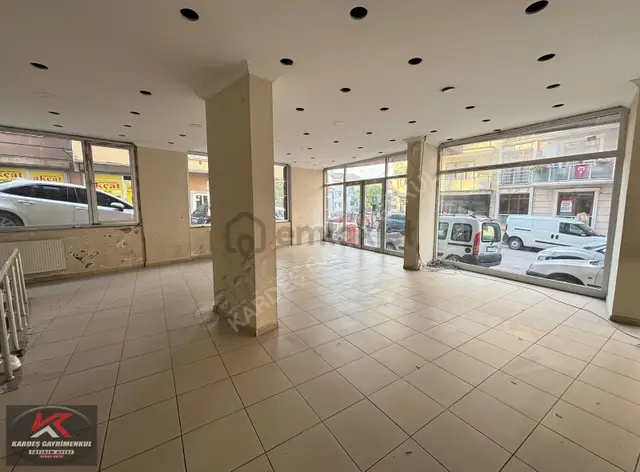 4 Temmuz Mahallesinde İşlek Cadde Üzeri 184 M² Kiralık İşyeri 3