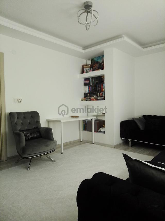 Aslı Emlaktan Bolluca Mavigöl Mh Butik Site İçinde Özel Yapım Kullanışlı Ters D 4