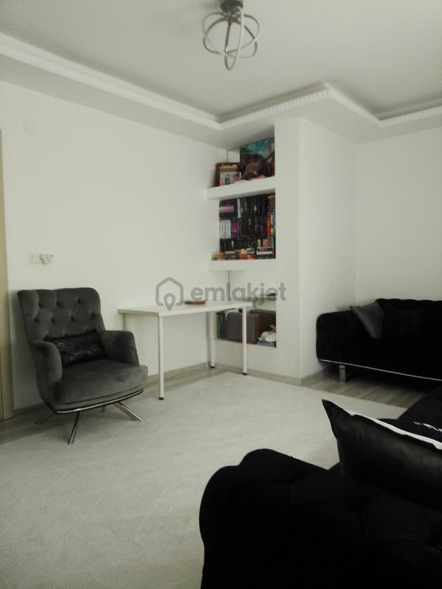 Aslı Emlaktan Bolluca Mavigöl Mh Butik Site İçinde Özel Yapım Kullanışlı Ters D 3