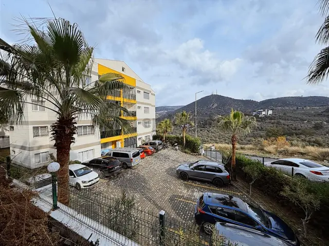 Kuşadası Merkeze Yakın Eşyalı Güvenlik Ve Havuzlu 3+1 Satılık 5