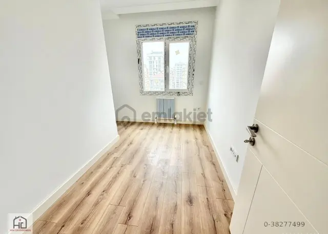 Caddebostan Hamam Sokakta 2+1 Güvenlikli Kombili Lüks Sıfır Bina 3