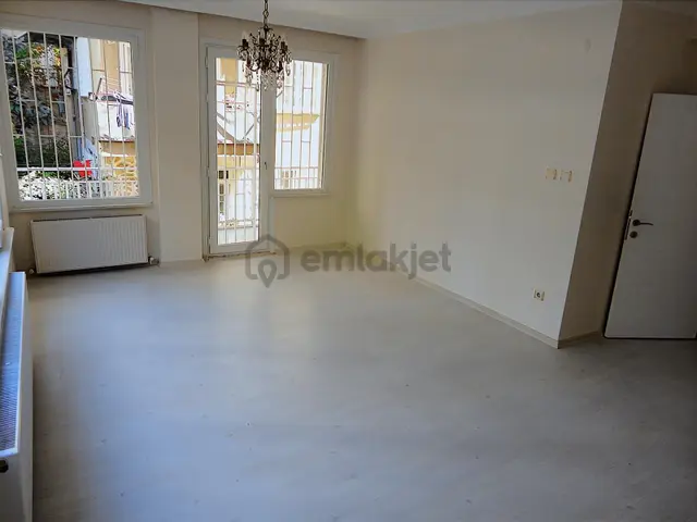Maltepe Adatepe Sahilde İskanlı Balkonlu Marmaraya Yakın 3+1 2