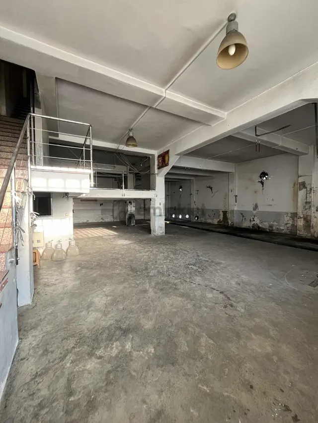İkitelli Organize Tümsan 1 Sanayi 600 M2 Tır Kamyon Yaklaşır 5