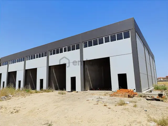 Osb Bölgesi Çevre Yolu Cepheli Polis Okulu Yanı 410m² Depo 2