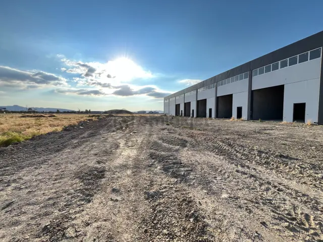 Osb Bölgesi Çevre Yolu Cepheli Polis Okulu Yanı 410m² Dükkan 2