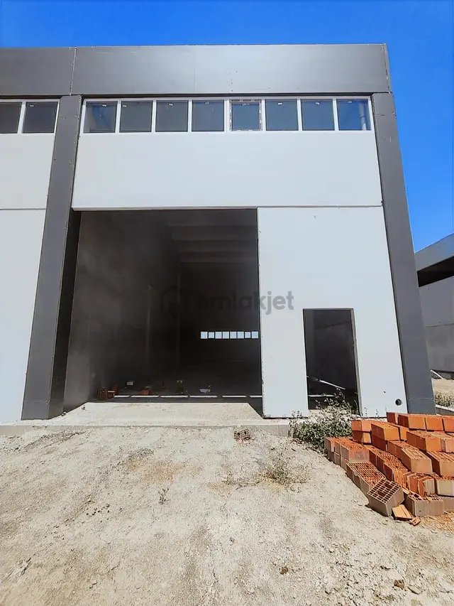 Osb Bölgesi Çevre Yolu Cepheli Polis Okulu Yanı 410m² Depo 4