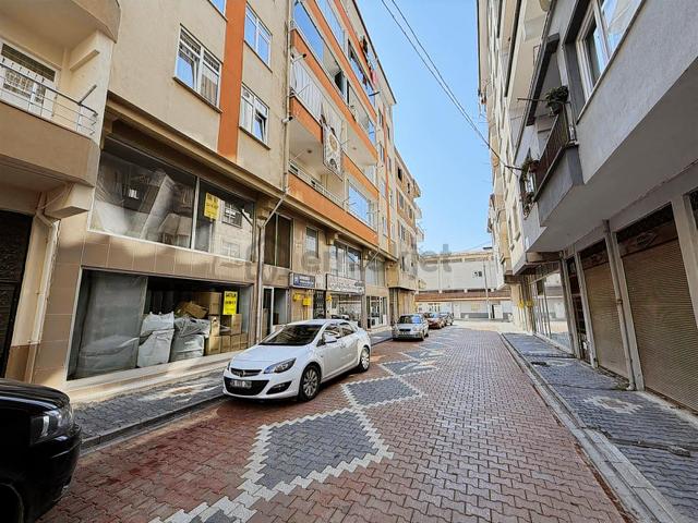 Hüsem Gayrimenkul'den Şehir Merkezinde 450 M2 Satılık Dükkan 3