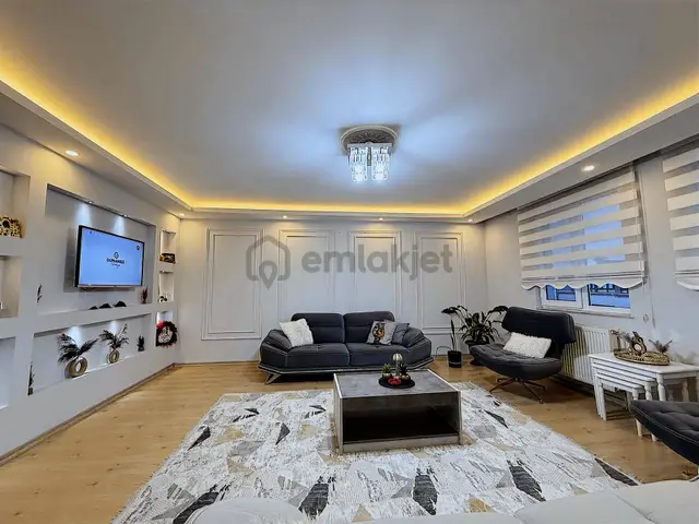 İsmetpaşa Mah. Cadde Üzerinde Asansörlü 2+1 Satılık Daire 3