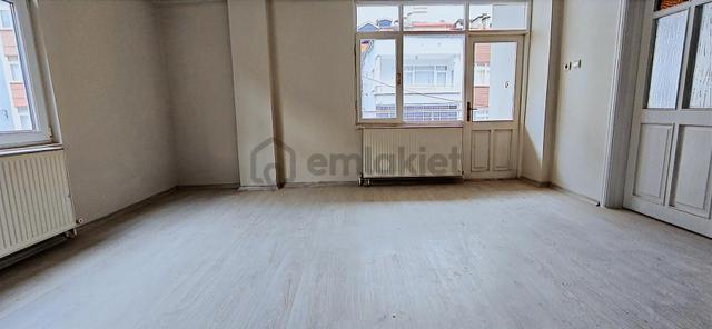 Hüsem Gayrimenkul'den Kiralık 3+1 Daire 4