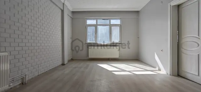 Hüsem Gayrimenkul'den 3+1 Kiralık Daire 2