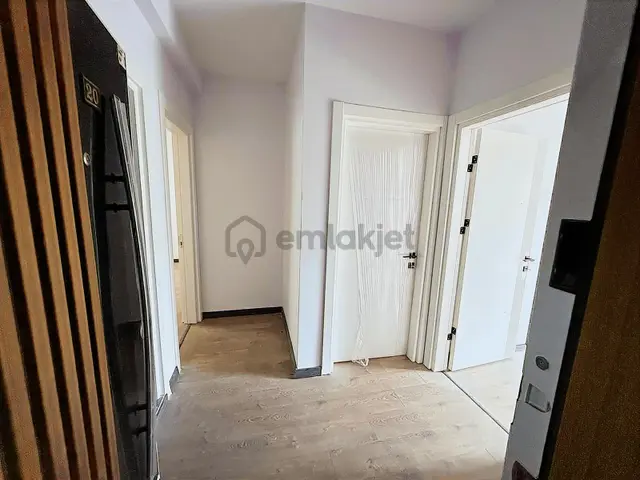 Kuşadası Davutlar Merkezde 2+1 Ferah Ve Uygun Fiyatlı 3