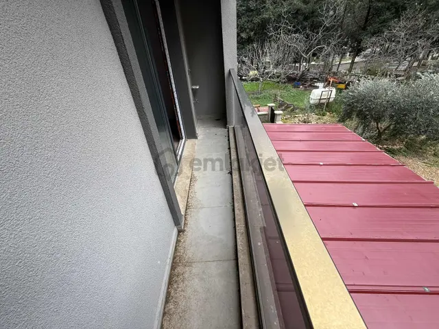 Kuşadası Davutlarda Satılık Son Uygun Fiyata 1+1 Daire 2