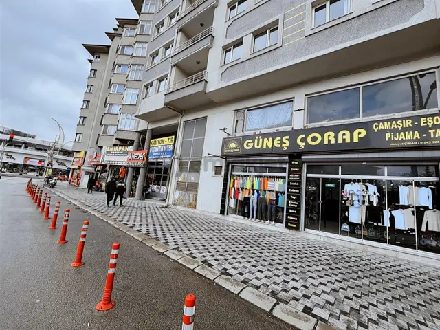 Park Afyon'a Yakın Bölgede Fırsat Devren İç Giyim Mağazası 2