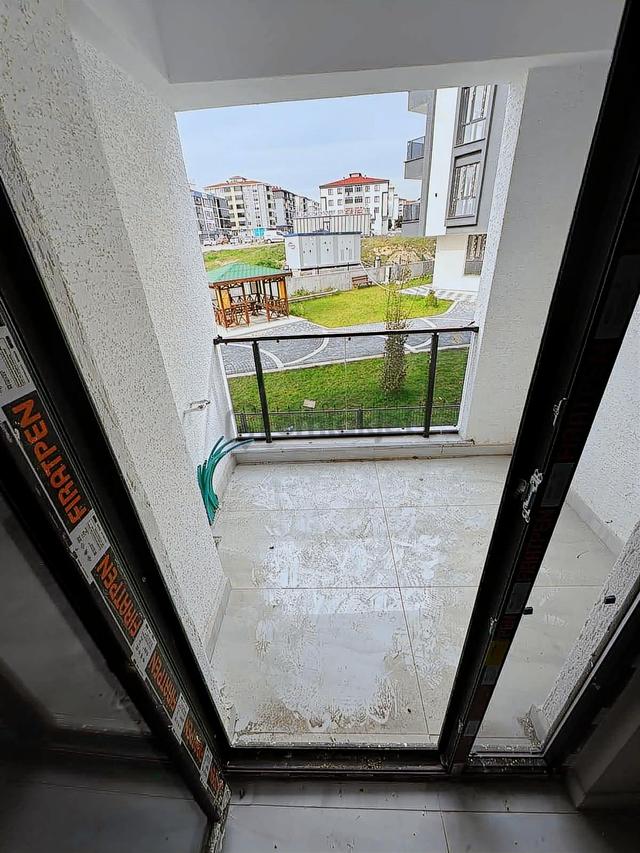 Rumeli Mahallesin De 2+1 Havuzlu Site İçi Satılık Daire 3