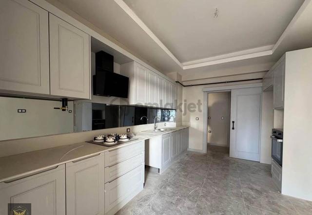 Metrobüse Komşu Yüksek Kira Getirili 3+1 Sıfır Dairemiz... 5