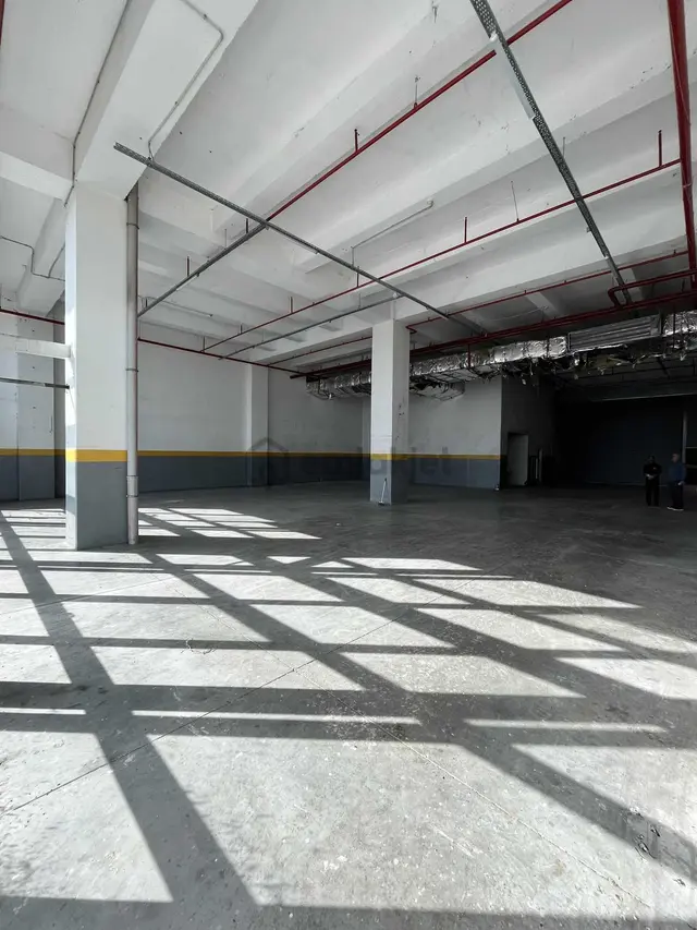 İkitelli Org İş Merkezinde Kiralık 450m2 İmalathane 2
