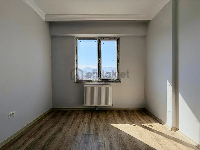 Hüsem Gayriemnkul'den Site İçinde Anahtar Teslim Satılık Daire 3