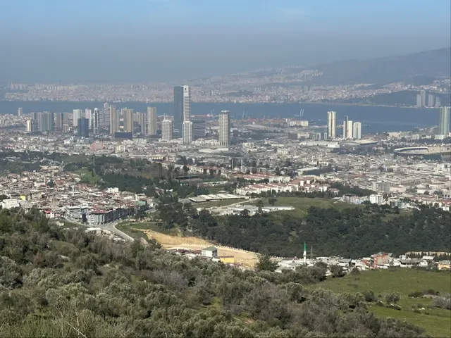 Altındağ Şahin Tepesinde İmar Sınırı Yakını Satılık Arazi 3