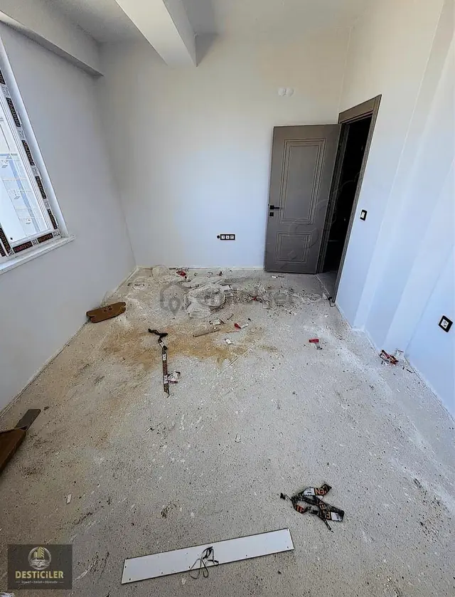 Ad-71 Evler Mahallesi Şehir Hastanesi Yakını 2+0 Lüks Daire 2