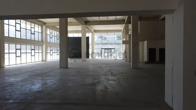İvedik Ostim,asansörlü,gökçek Bulvarı Paraleli Kiralık Dükkanlar 2