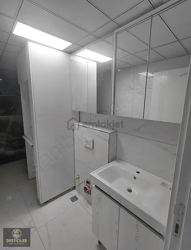 Lt-desticiler Batıkent Ayrık Nizam 2+1 Önü Açık Modern Daire 1