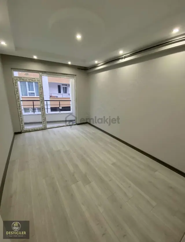 Au-yıldıztepe Ali Çetinkaya Cd.yakını Yatırımlık 1+1 Apart Daire 1