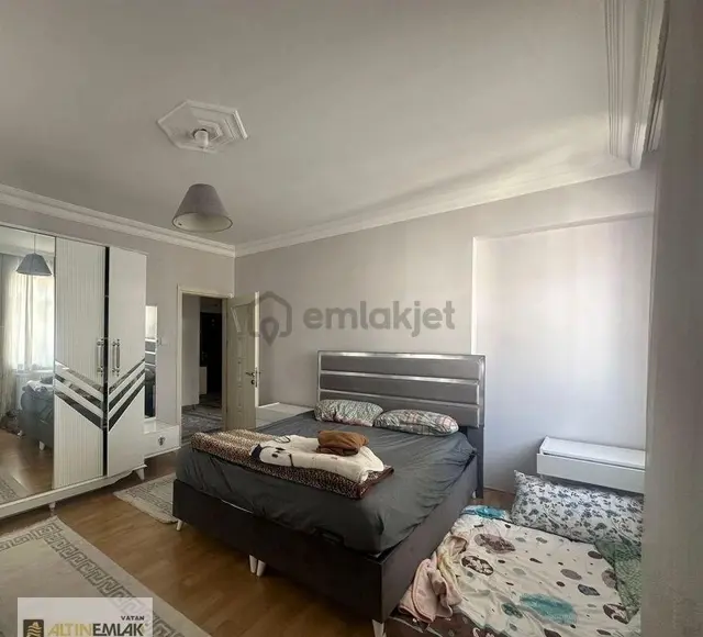 Altın Emlak Vatan'dan Satılık Güngören Güneştepe'de 3+1 Daire 3