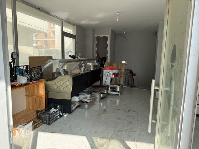 Sultanbeyli M.sinan Mah'de Satılık 80 M2 Bodrumlu Dükkan 5