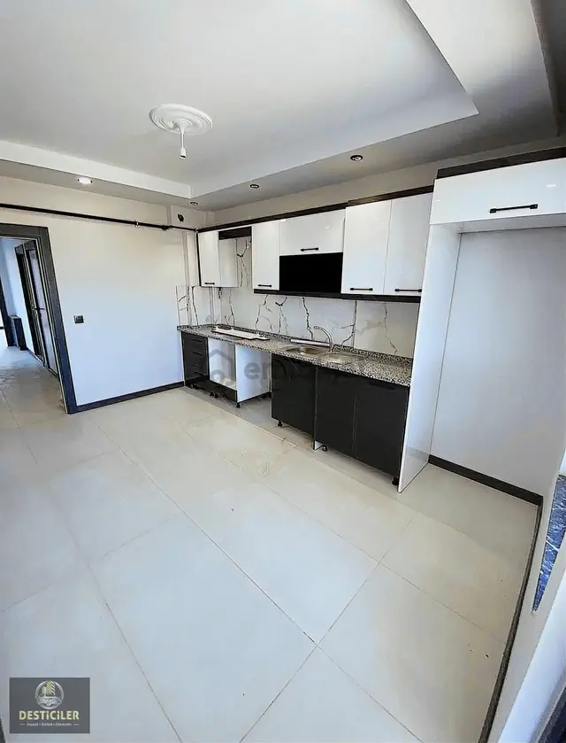Au Desticilerden Şehir Hast. Yakını Özel Garajlı 140m2 3+1 Daire 2
