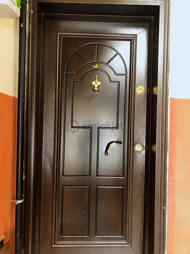 İdeal'den Park Afyona Çok Yakın Cumhuriyet'de Kiralık Daire 4