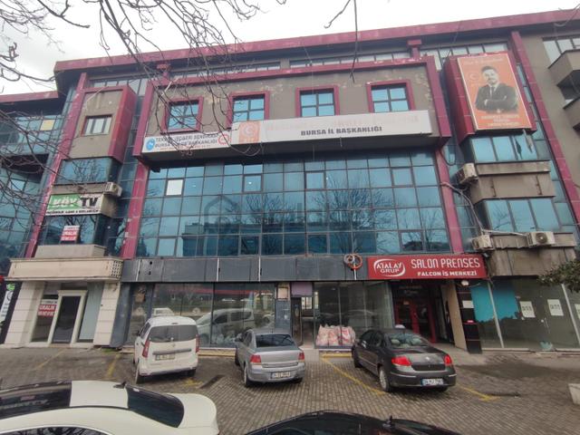 Osmangazi Kent Meydanı'nda Satılık Dubleks Dükkan - 190m² 1