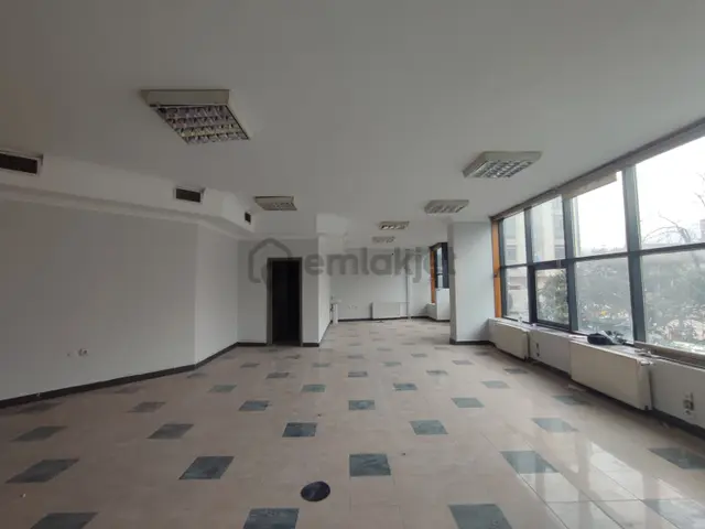 Osmangazi Kent Meydanı'nda Satılık Dubleks Dükkan - 190m² 3