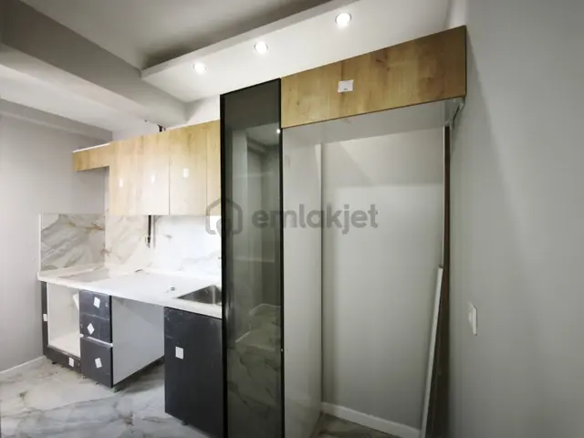 İzmit Kocatepede Satılık 3+1 Ön Cephe Çatı Dubleks 130 M² 1