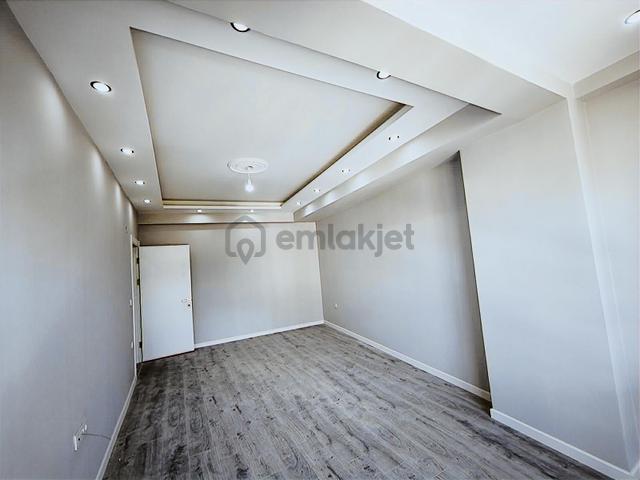 İzmit Kocatepede Satılık 3+1 Ön Cephe Çatı Dubleks 130 M² 4