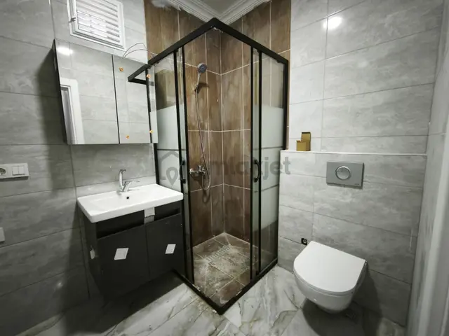 İzmit Kocatepede Satılık 3+1 Ön Cephe Çatı Dubleks 130 M² 2