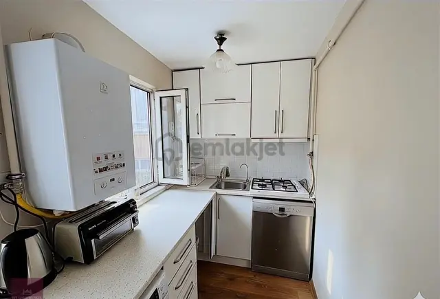 Gümüssuyu Airbnb Ruhsatlı Boğaz Manzaralı Satılık Ferah Daire 3