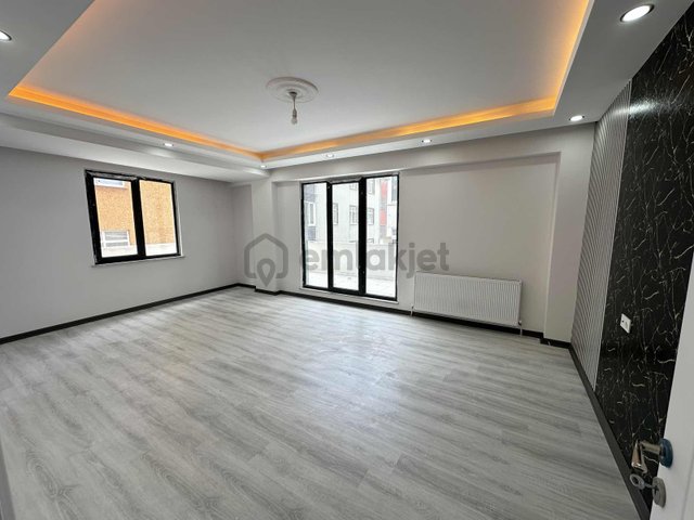 Kapaklı İnönü Mah Merkezi Konumda Satılık 2+1 Daire Kapaklı İnönü Mah Merkezi Konumda Satılık 2+1 Daire
