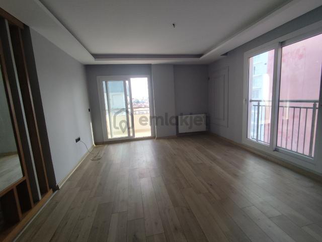 Kozanyolu'nda Kiralık 3+1 Kombili Az Katlı Daire! 3