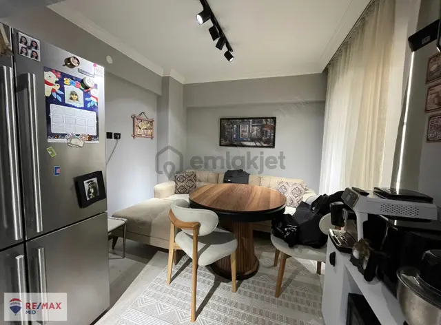 Remax Mıd 'den Çarşı Merkezde Satılık Emsalsız Daıre 4