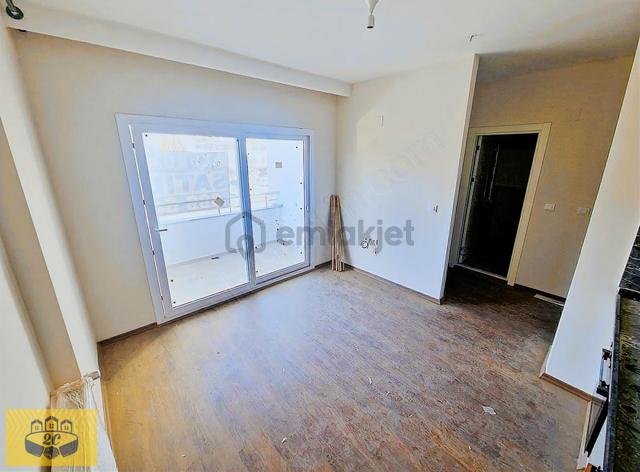 Bahçeşehirde Yatırımlık Satılık 1+1 Daire (açıklamayı Okuyunuz) 5