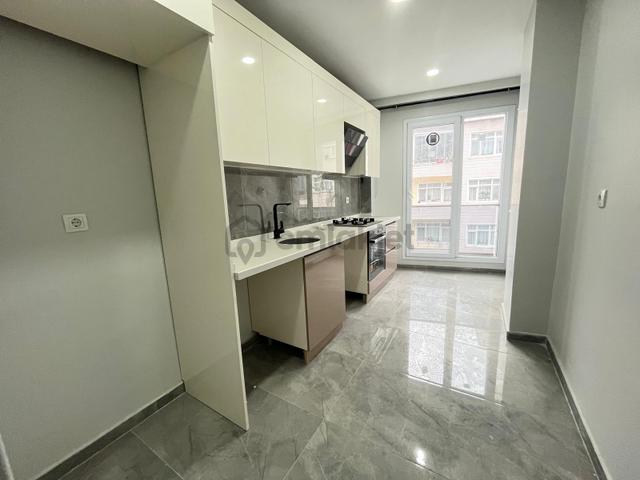 Loft'tanyeşilova Mah Tapu Masrafsız Sıfır 3+1 Ara Kat Daire 5
