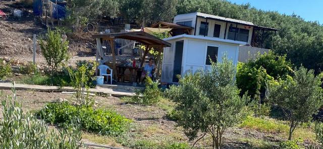 Taşburunda Denize Yakın Tel Örgülü Elektrik Su Mevcut 300m2 Arsa 4