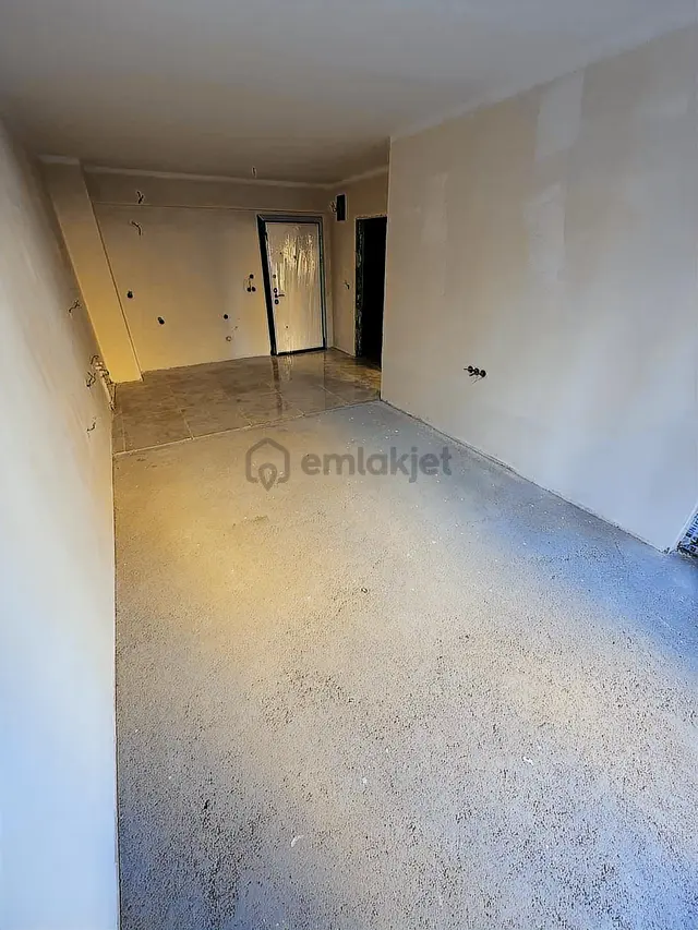 Öveçler Kabil Caddesi Üzeri 1+1 Ara Katta Satılık Lüks Daire 4