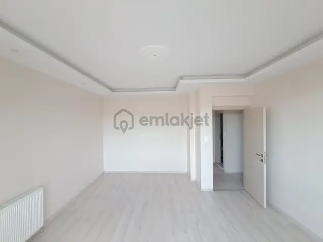 Gülsultan Emlak ' Tan Tekirdağ Süleymanpaşa Çarşı Merkezde Satılık 3+1 Daire 2