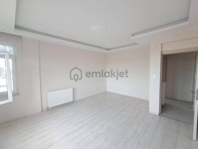 Gülsultan Emlak ' Tan Tekirdağ Süleymanpaşa Çarşı Merkezde Satılık 3+1 Daire Gülsultan Emlak ' Tan Tekirdağ Süleymanpaşa Çarşı Merkezde Satılık 3+1 Daire
