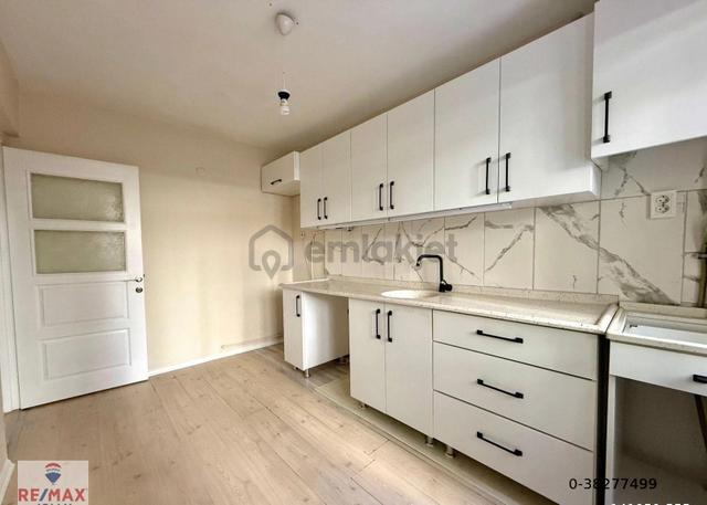 Bayraklı Osmangazi Mahallesinde Satılık 3+1 Satılık Daire 4