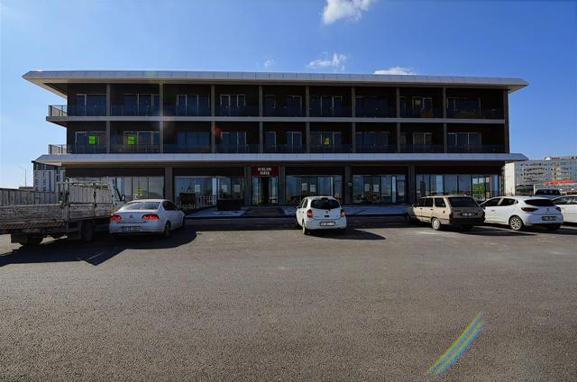 Talha Tozduman'dan Karatay Cadde Prime'da 1+0 Tasarımlı Ofis 2