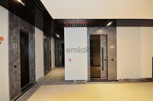 Talha Tozduman'dan Karatay Cadde Prime'da 1+0 Tasarımlı Ofis 2